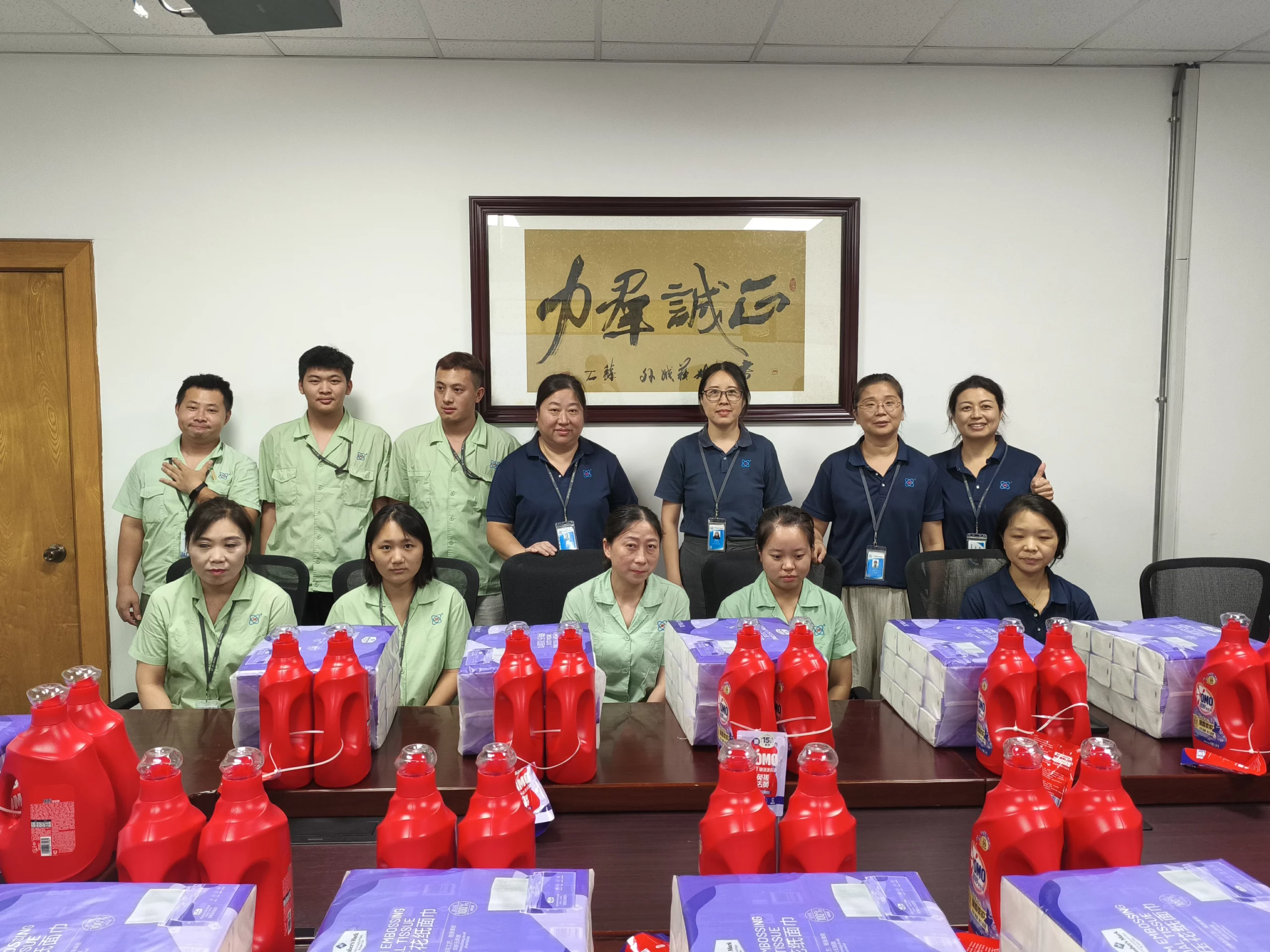 金秋微凉，生辰同庆 | 扬麒八月生日会